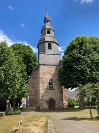 Kirche Deisel_Front_cSchwarz